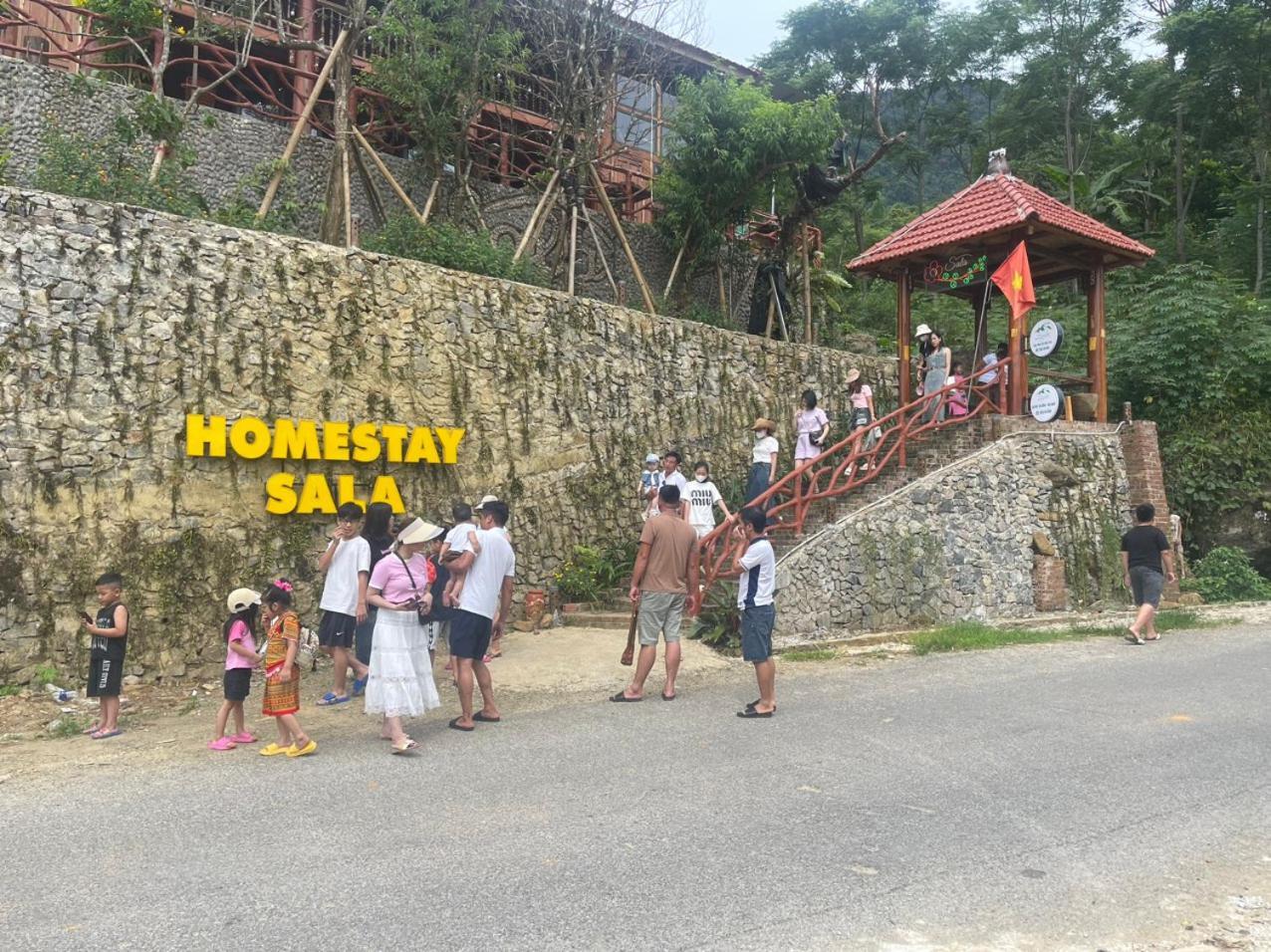 Pu Luong Sala Homestay Huong Ba Thuoc Esterno foto