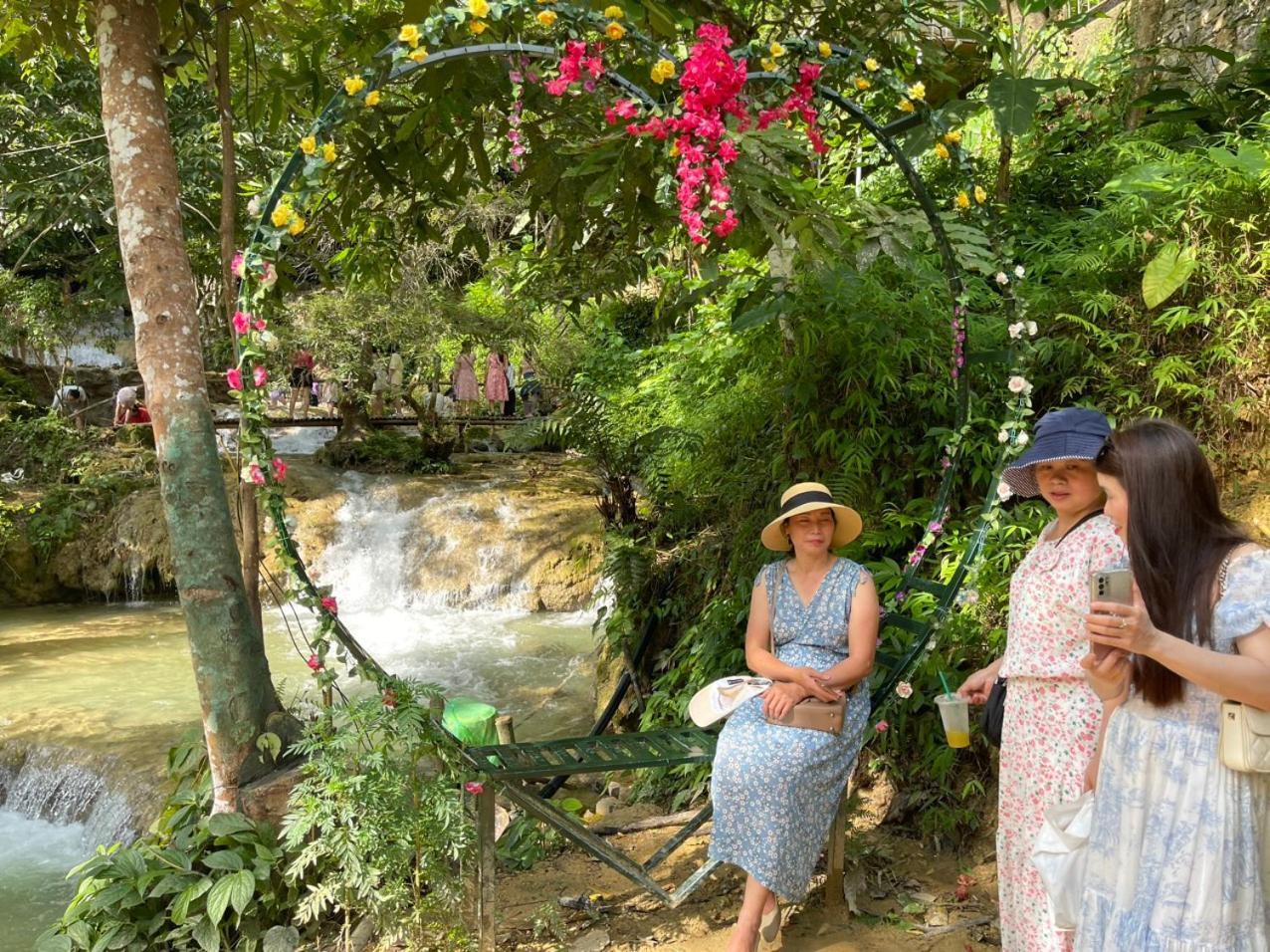 Pu Luong Sala Homestay Huong Ba Thuoc Esterno foto