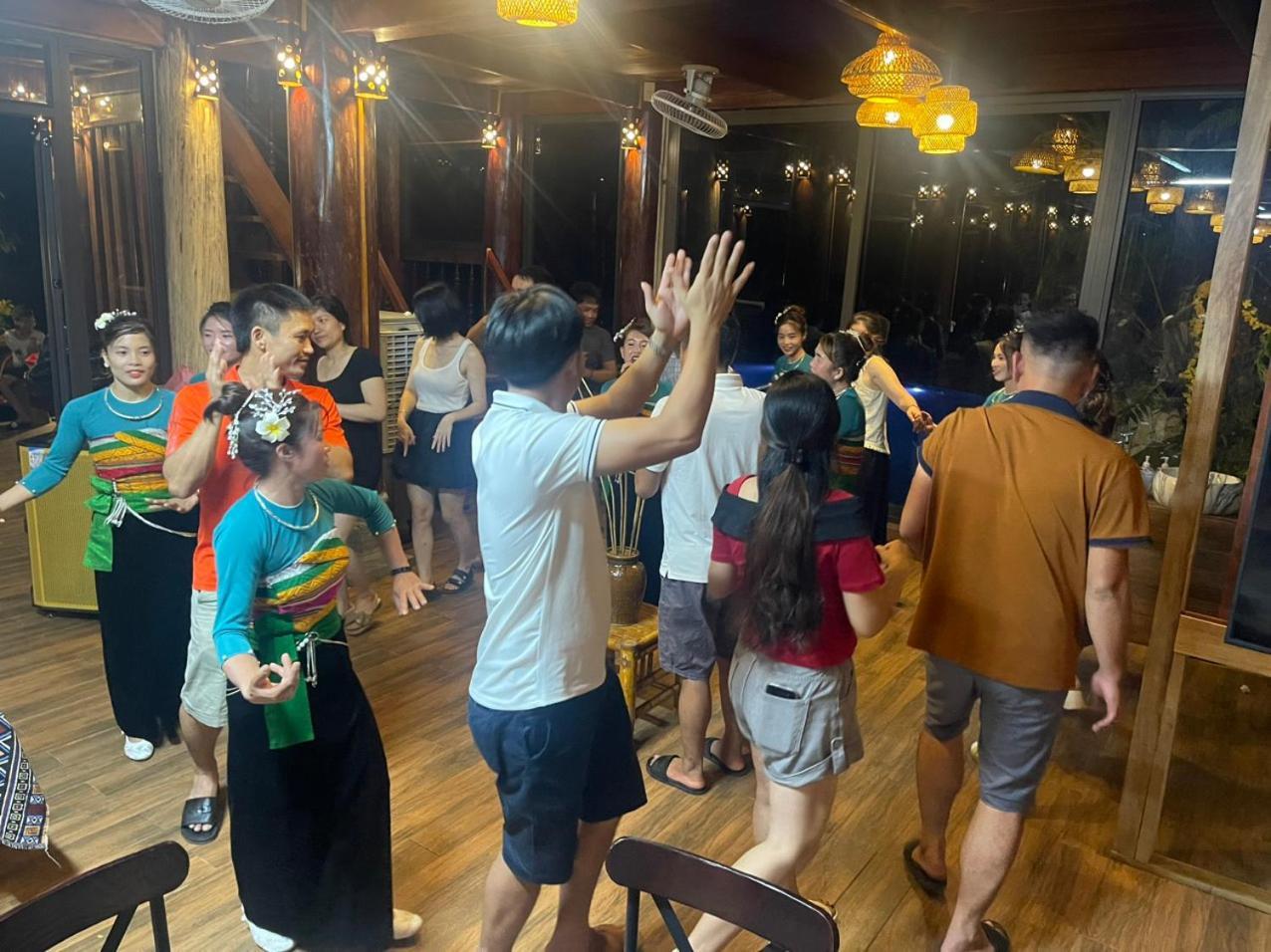 Pu Luong Sala Homestay Huong Ba Thuoc Esterno foto