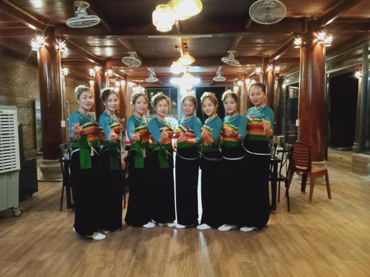 Pu Luong Sala Homestay Huong Ba Thuoc Esterno foto